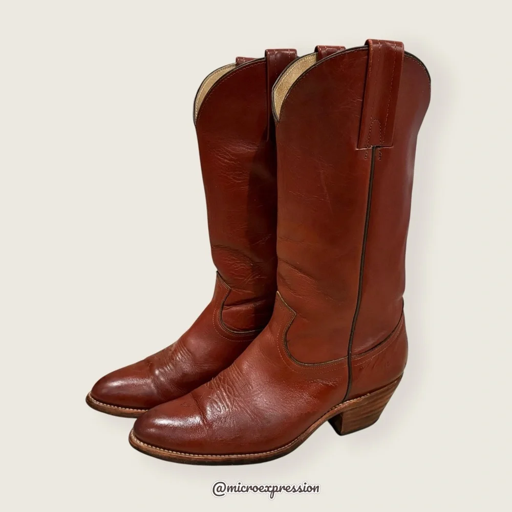 VINTAGE 1970s Frye Brown Genuine Leather Pull On Western Cottagecore Cowboy Boot
